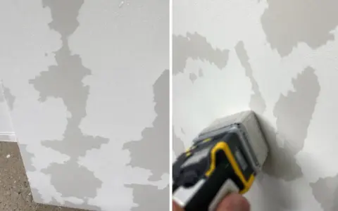 Application d'une bande de fibre de verre dans les angles d'un mur pour renforcer la structure avant l'enduit.